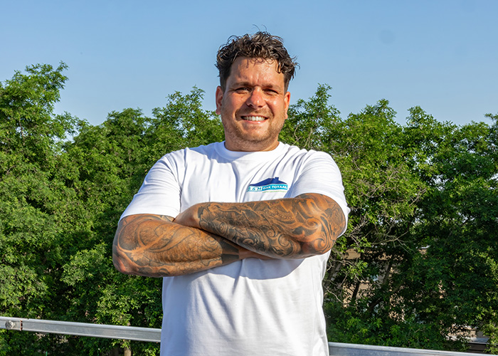 Tony van den Broek